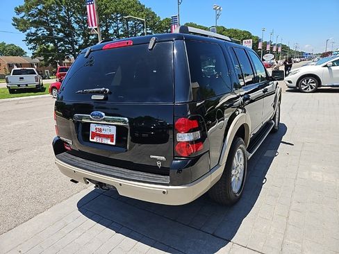 Used 2006 Ford Explorer Eddie Bauer image 5