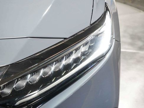 Used 2022 Honda Accord Sport image 9