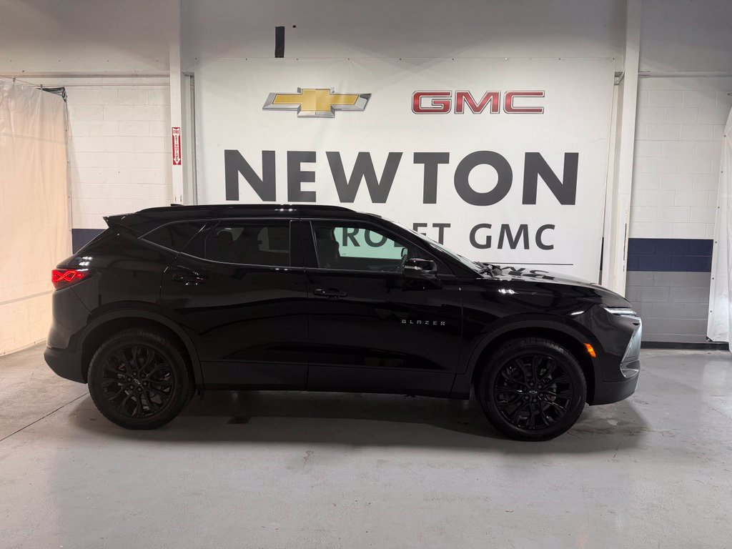 New 2026 Chevrolet Blazer LT w/ LPO, Floor Liner Package FWD image 33