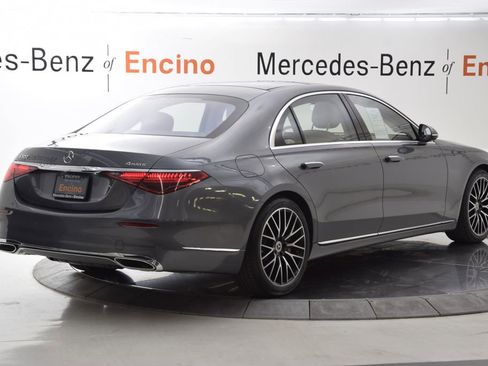 Used 2022 Mercedes-Benz S 500 4MATIC image 6