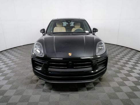 New 2026 Porsche Macan image 37