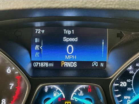 Used 2018 Ford Escape Titanium FWD image 19