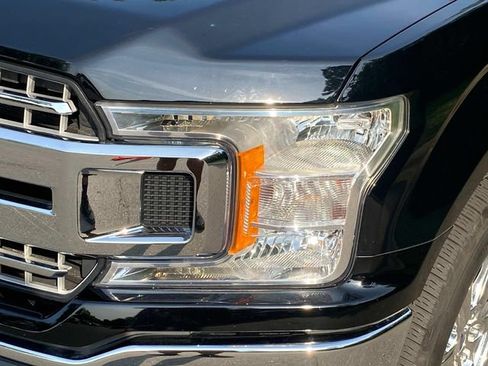 Used 2018 Ford F150 XLT w/ Equipment Group 302A Luxury AWD/4WD image 5