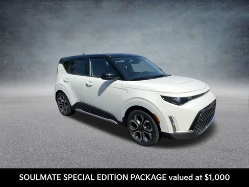 New 2025 Kia Soul EX image 2