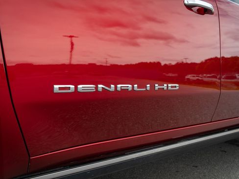 Used 2024 GMC Sierra 2500 Denali w/ Denali Reserve Package AWD/4WD image 13
