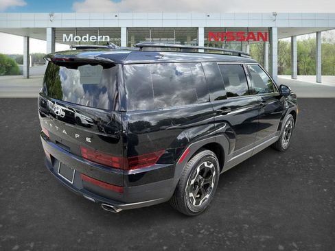Used 2024 Hyundai Santa Fe SEL FWD image 5