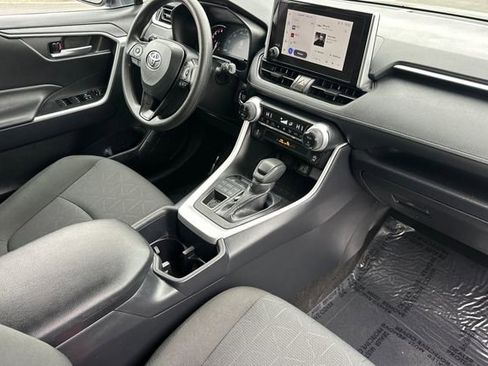 Certified 2025 Toyota RAV4 XLE image 20