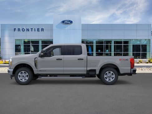 New 2026 Ford F250 XLT w/ FX4 Off-Road Package AWD/4WD image 28