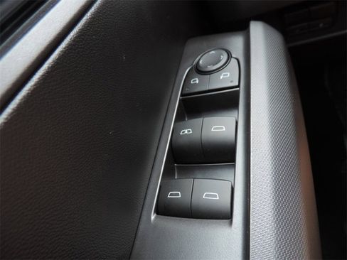 New 2025 GMC Canyon Elevation w/ Convenience Package image 21