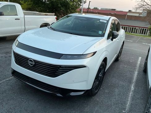 Used 2026 Nissan Murano Platinum w/ Cargo Package AWD/4WD image 2
