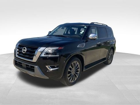 Used 2024 Nissan Armada Platinum w/ Captain's Chairs Package image 5