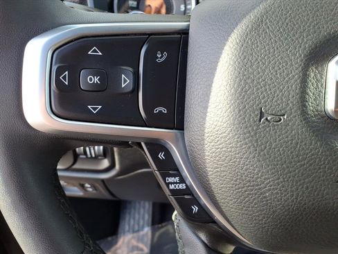 Used 2025 RAM 1500 Big Horn image 16