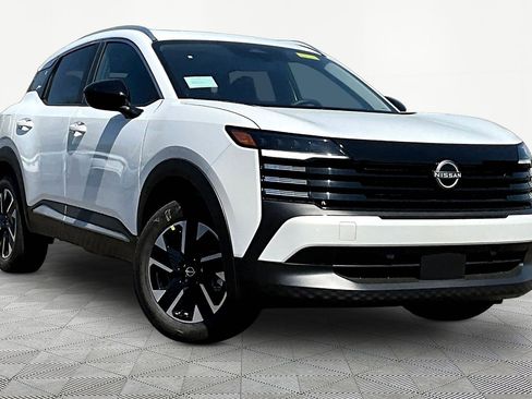 New 2026 Nissan Kicks SV AWD/4WD image 3