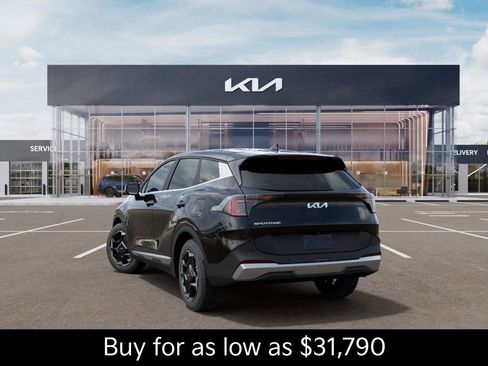 New 2026 Kia Sportage EX FWD image 4