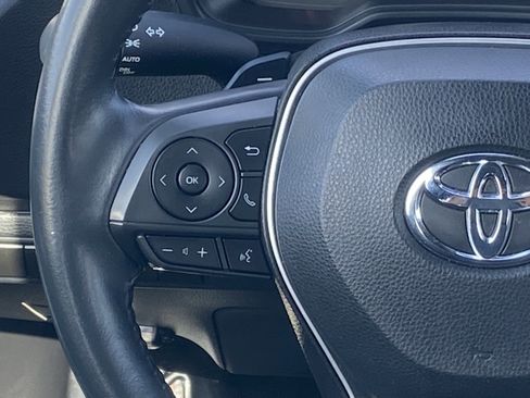 Certified 2020 Toyota Corolla SE FWD image 17