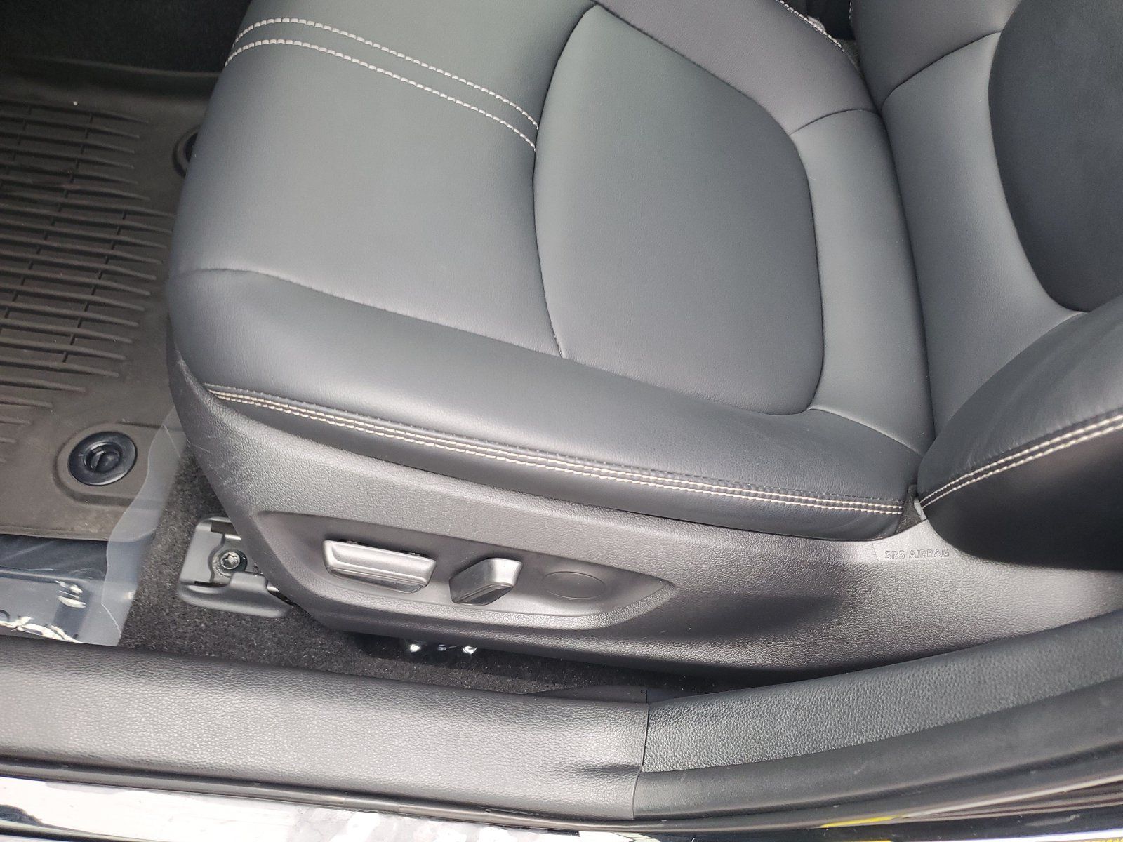 Certified 2024 Toyota Corolla XLE FWD image 17