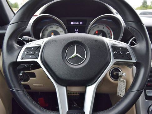 Used 2012 Mercedes-Benz SLK 350 image 26