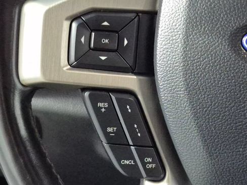 Used 2019 Ford F150 Platinum w/ Equipment Group 701A Luxury AWD/4WD image 12
