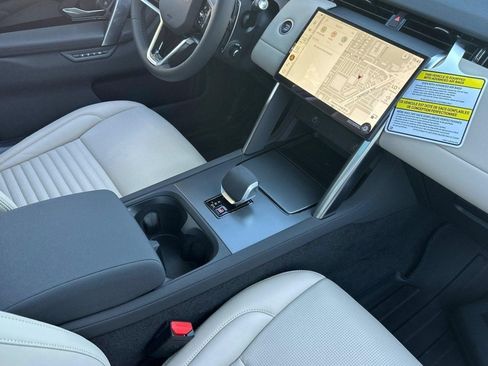 New 2025 Land Rover Discovery Sport S AWD/4WD image 25