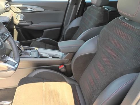Used 2025 Dodge Hornet GT AWD/4WD image 12