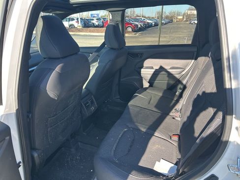 Used 2025 Subaru Forester Premium w/ Convenience Package #1 image 10