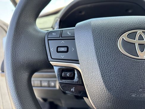 Used 2025 Toyota Camry LE FWD image 26