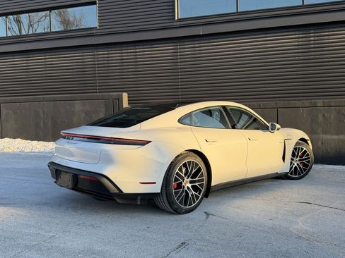 Certified 2025 Porsche Taycan 4S image 10