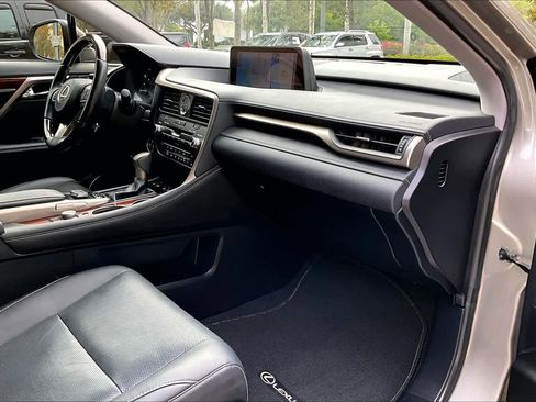 Used 2018 Lexus RX 350L image 18