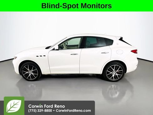 Used 2020 Maserati Levante AWD/4WD image 4