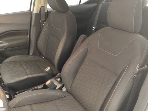 Used 2021 Nissan Kicks S FWD image 17