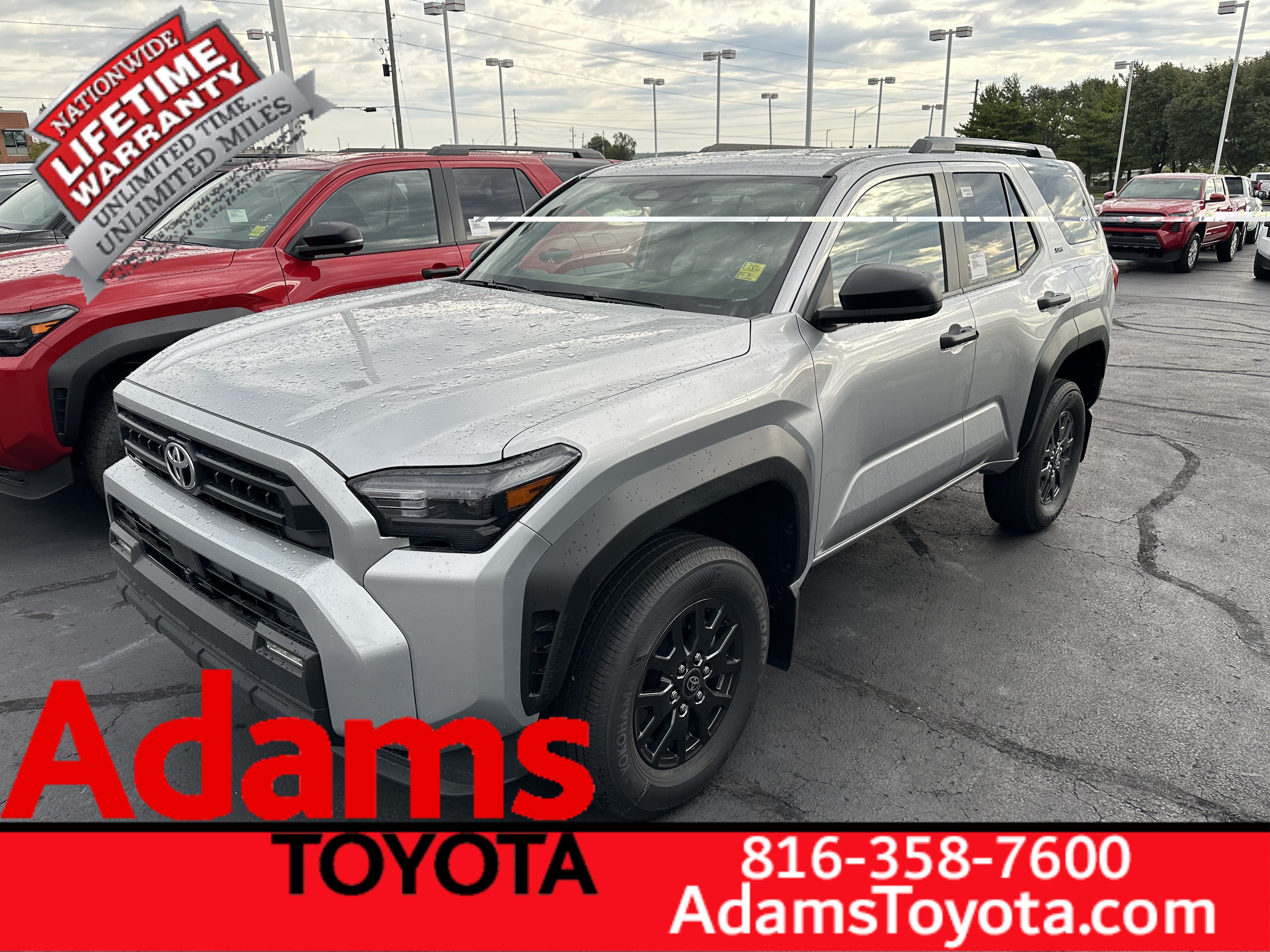 Used 2026 Toyota 4Runner SR5 AWD/4WD image 4