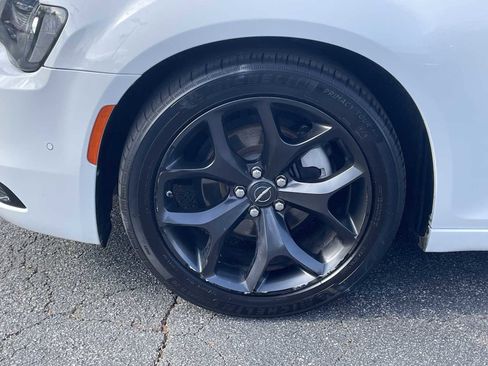 Used 2023 Chrysler 300 S image 7