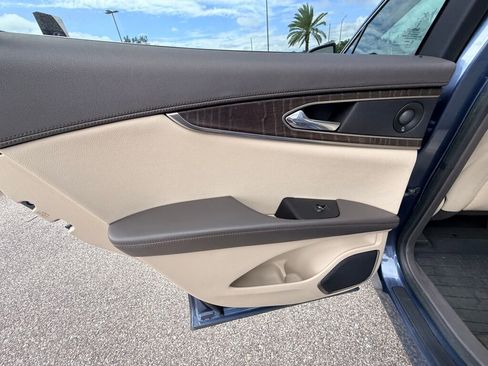 Used 2019 Lincoln Nautilus Reserve image 17