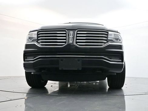 Used 2017 Lincoln Navigator Select image 28