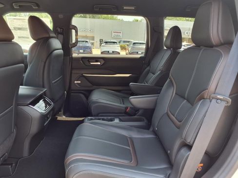 New 2025 Nissan Armada SL w/ Captain's Chari Seat Package image 14