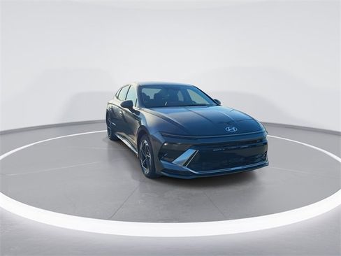 New 2026 Hyundai Sonata SEL image 2