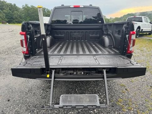 Certified 2023 Ford F150 Platinum w/ Equipment Group 701A High AWD/4WD image 8