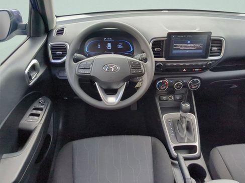 New 2026 Hyundai Venue SE FWD image 16
