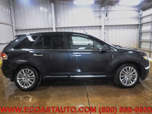 Used 2013 Lincoln MKX FWD image 4