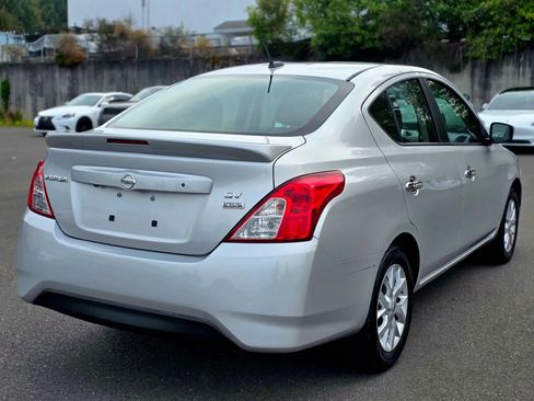 Used 2018 Nissan Versa SV w/ SV Special Edition Package FWD image 14