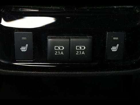 Used 2019 Toyota Avalon Touring image 31