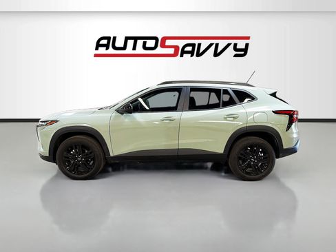 Used 2025 Chevrolet Trax ACTIV FWD image 4