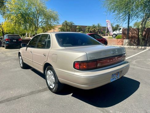 Used 1993 Toyota Camry LE image 6
