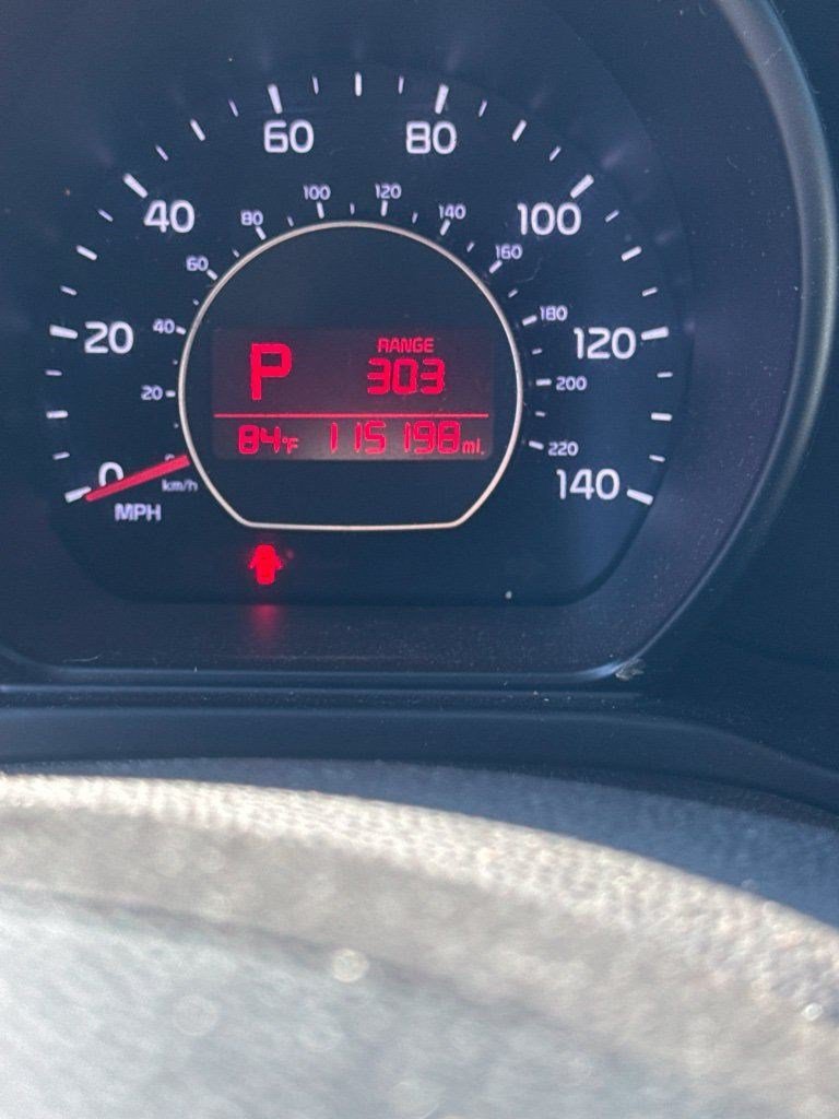 Used 2018 Kia Soul + w/ Audio Package FWD image 9