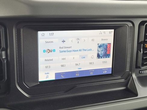 Used 2023 Ford Bronco Badlands image 9