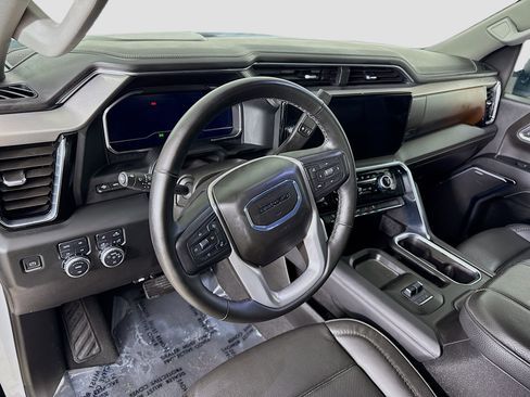 Used 2024 GMC Sierra 3500 Denali w/ Denali Reserve Package image 9