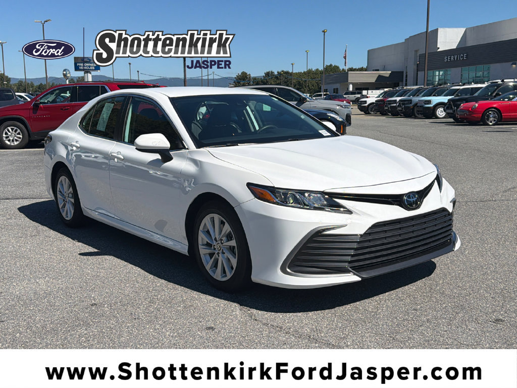 Used 2024 Toyota Camry LE FWD image 1