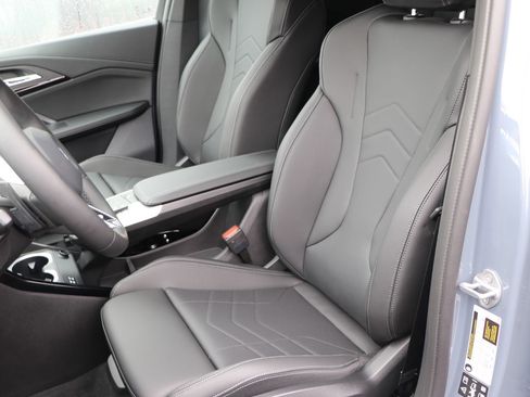 Used 2024 BMW X1 xDrive28i w/ M Sport Package image 16