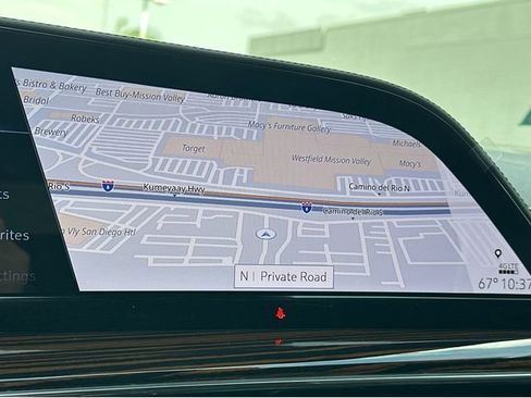 Certified 2024 Cadillac Escalade Premium Luxury w/ Performance Package image 25