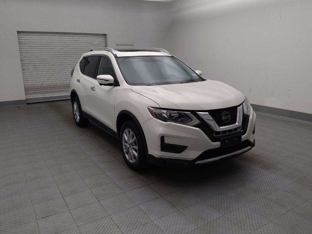 Used 2018 Nissan Rogue SV w/ Sun & Sound Touring Package AWD/4WD image 13